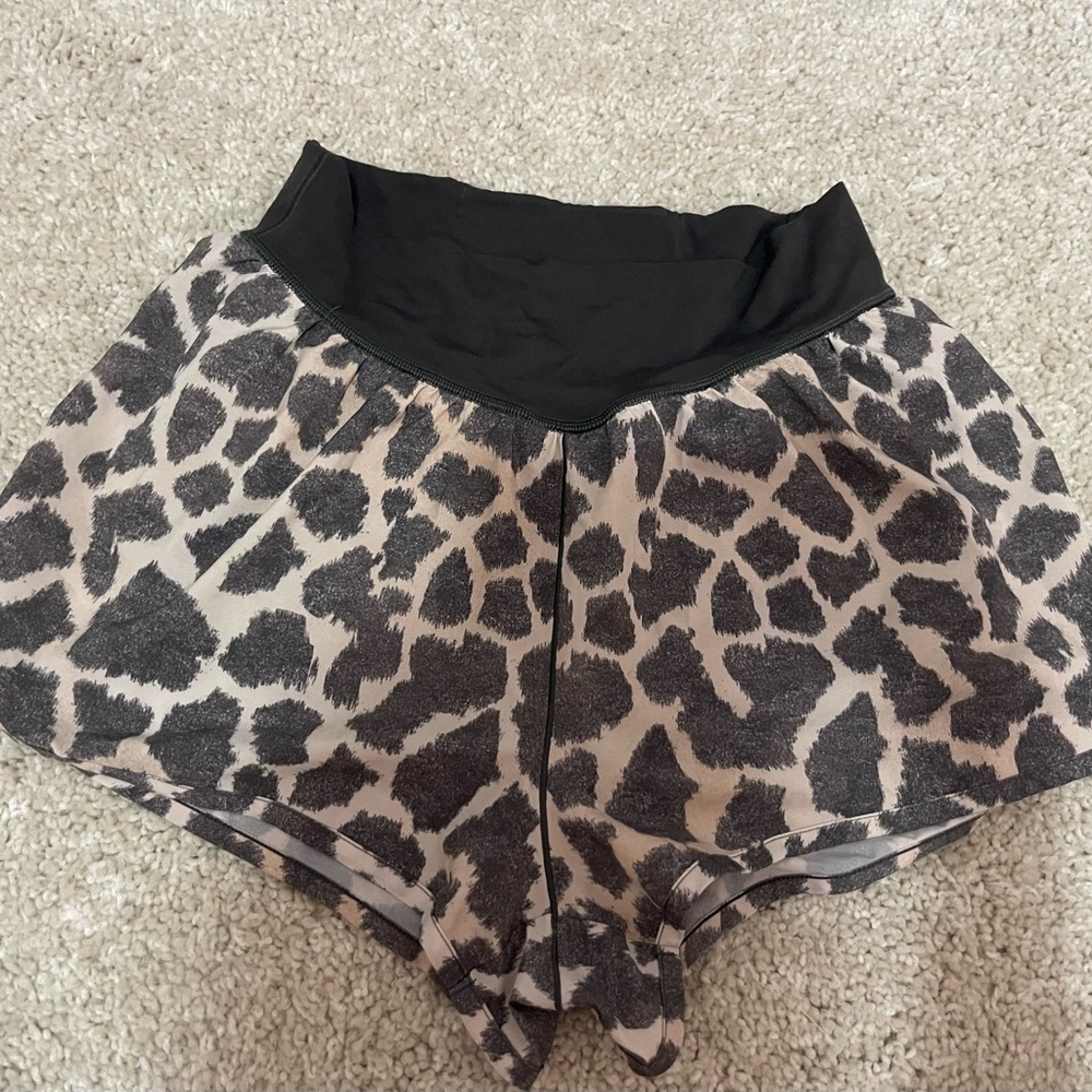 aerie Leopard Print Women's Shorts